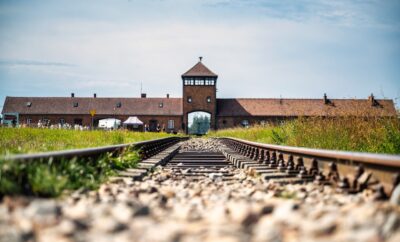 Tour per Auschwitz da Cracovia: Un viaggio nella memoria.